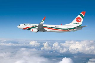 #通行线·航空#【孟加拉航空加密广州=达卡航线】孟加拉航空将于7月25日起加密广州至达卡航班，由原来的每周2班加密至每周3班。具体航班信息为：BG366航班每周一、四、五21:45从达卡起飞，次日凌晨03:30抵达广州；BG367航班每周二、五、六04:30从广州出发，当地时间06:25到达达卡，全程飞行时间约4小时（以上均为当地时间）。广州-达卡航线采用波音737-800机型执飞。同时，孟加拉航空正式在“广州-达卡”航线推出“机场升舱”服务，旅客可在广州白云机场柜台现场办理升舱手续，单程仅需750元，轻松