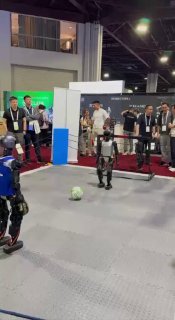 🤖 Общество: роботы нас скоро всех заменят, мы будем не нужны…Также роботы:@bugfeature | #роботы